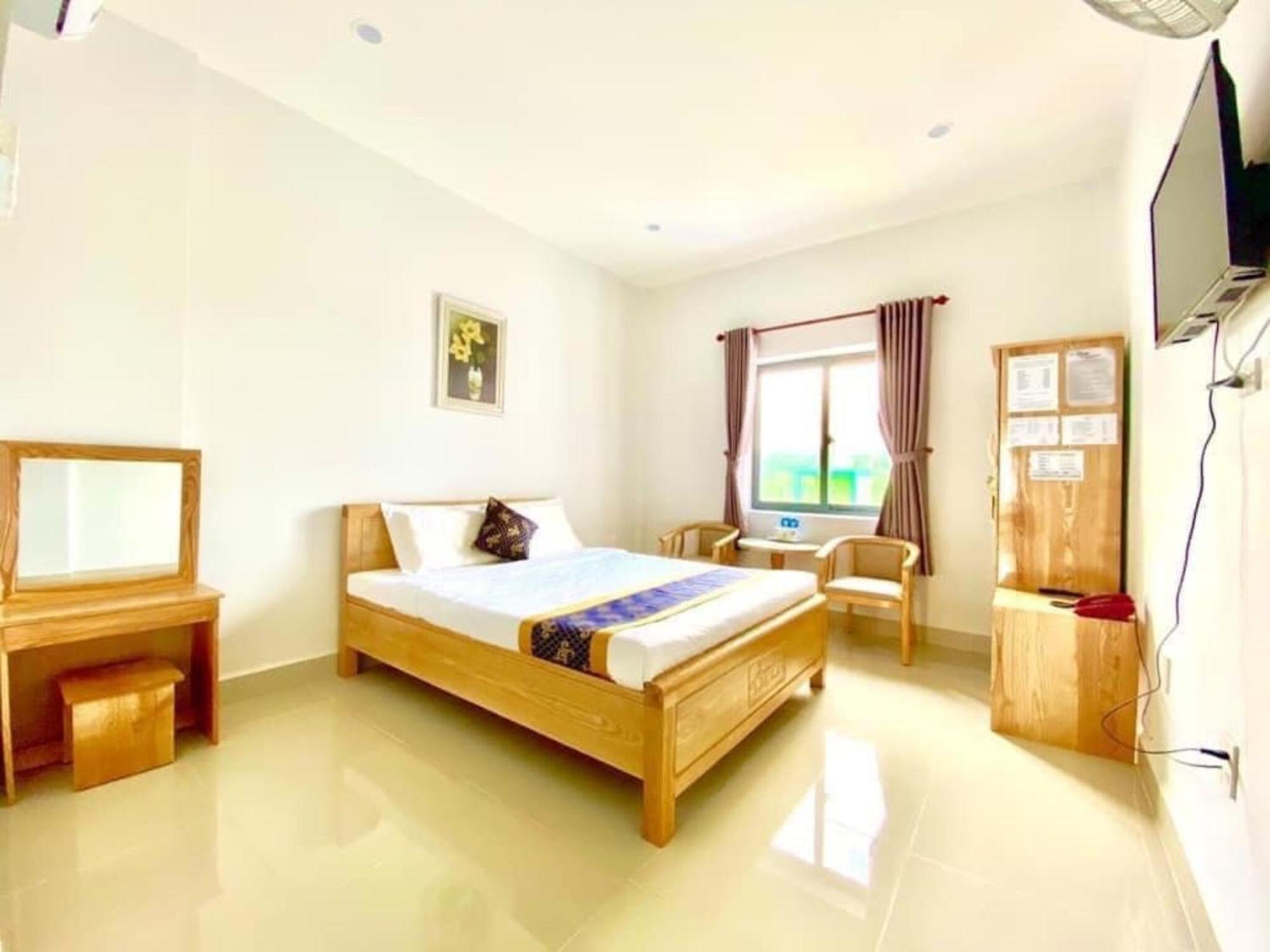 Bien Dong Hotel Dao Phu Quy Cu Lao Thu ภายนอก รูปภาพ