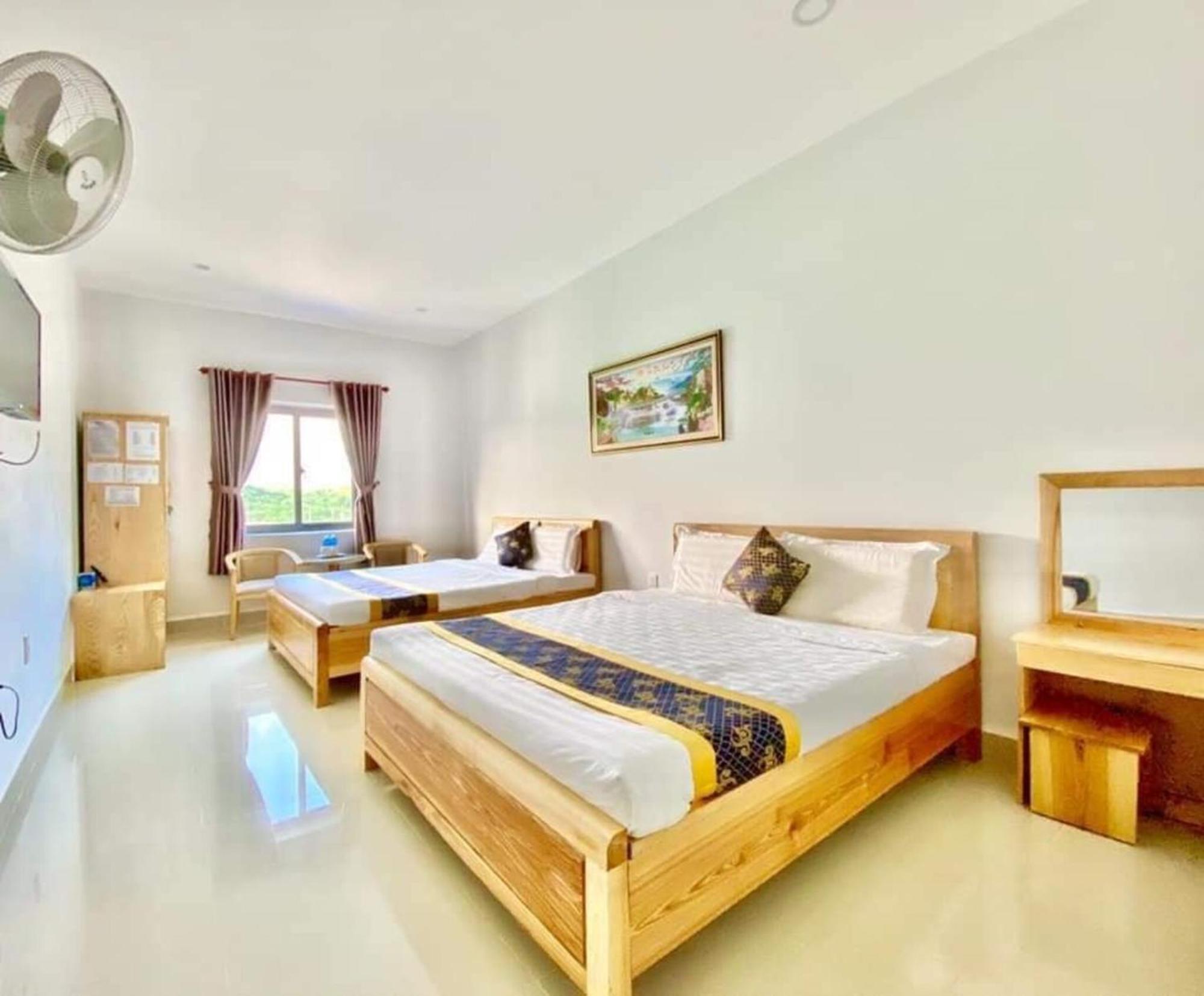 Bien Dong Hotel Dao Phu Quy Cu Lao Thu ภายนอก รูปภาพ